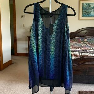Worthington sheer tank blouse with lining. NWT Size M